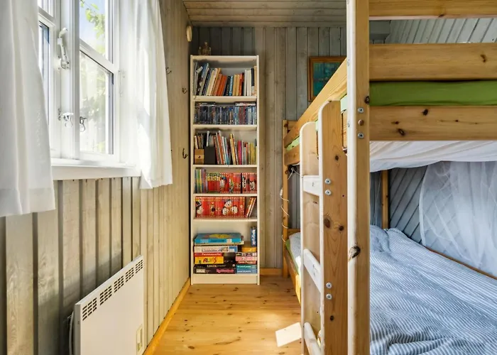 Ferienhaus Snari - 10m From The Sea By Interhome